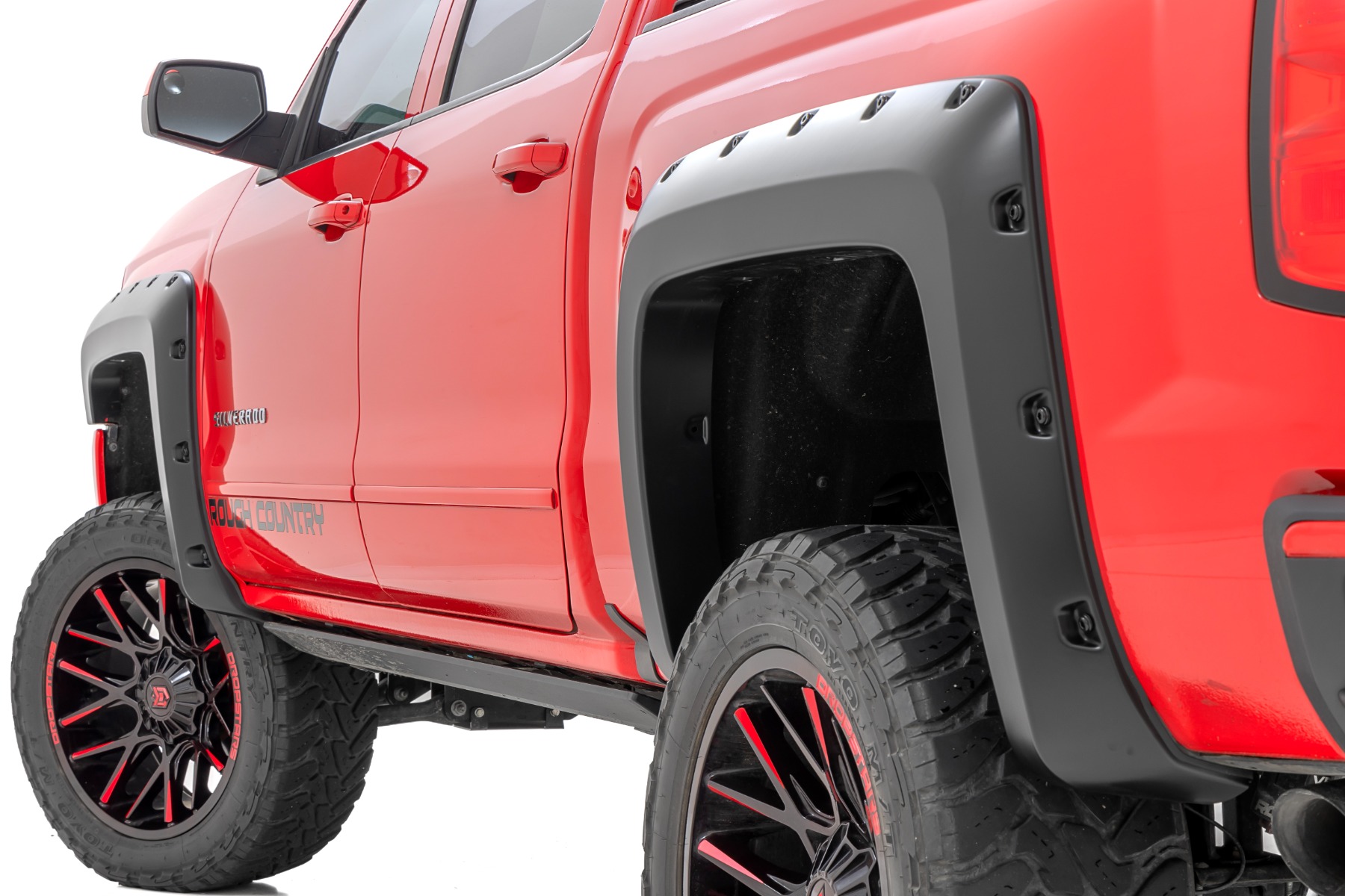 Pocket Fender Flares | 6'7" & 8' Bed | Chevy Silverado 1500 (14-18) / Silverado 2500HD (15-19)