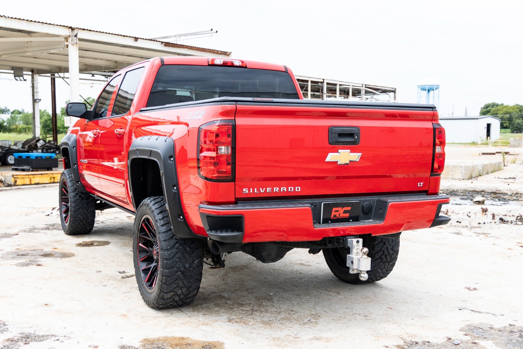 Fender Flares | Defender | 6'7" & 8' Bed | Silver | Chevy Silverado 1500 (14-18)