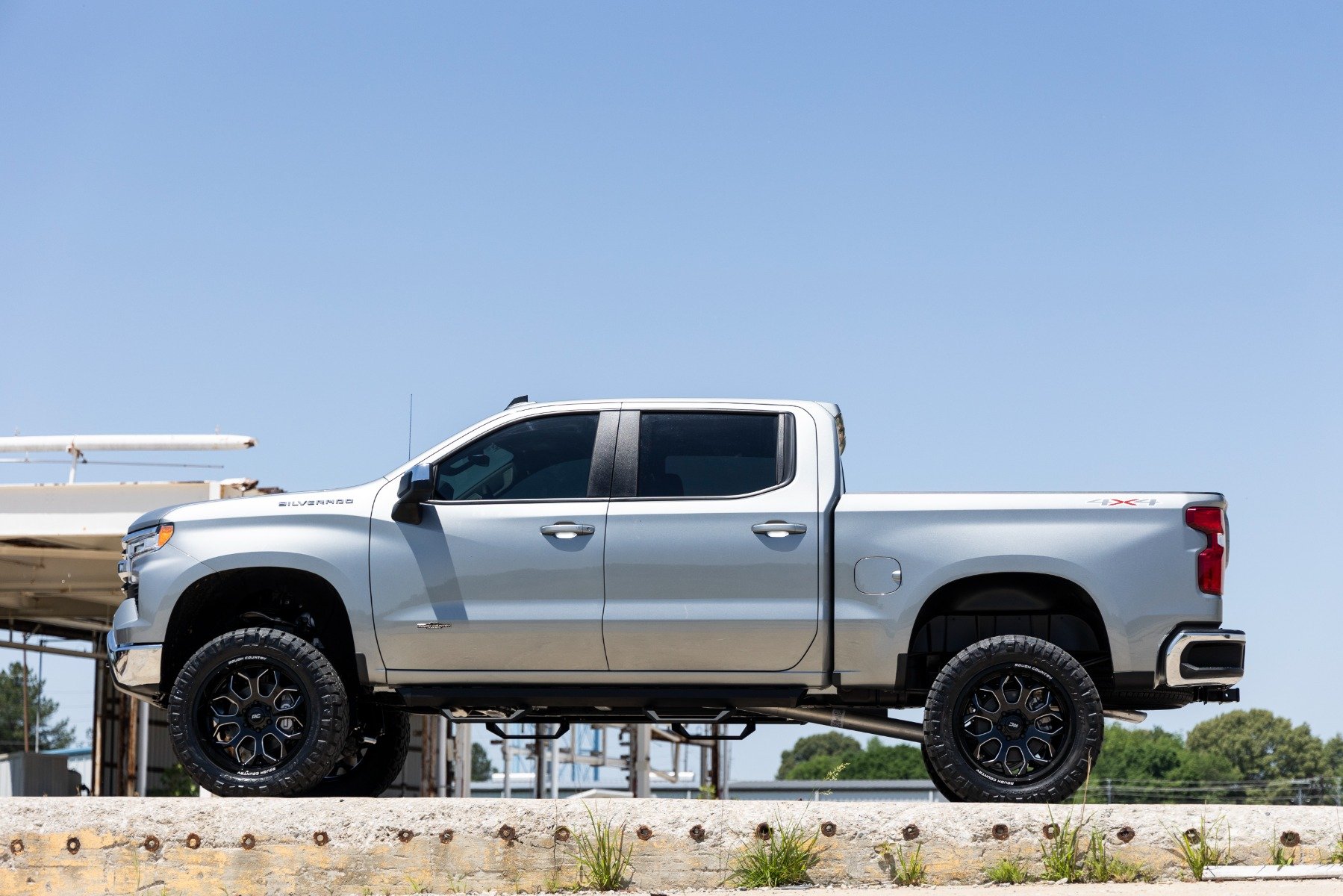 6 Inch Lift Kit | M1 Struts / M1 | Chevy Silverado 1500 2WD / 4WD (2019-2024)