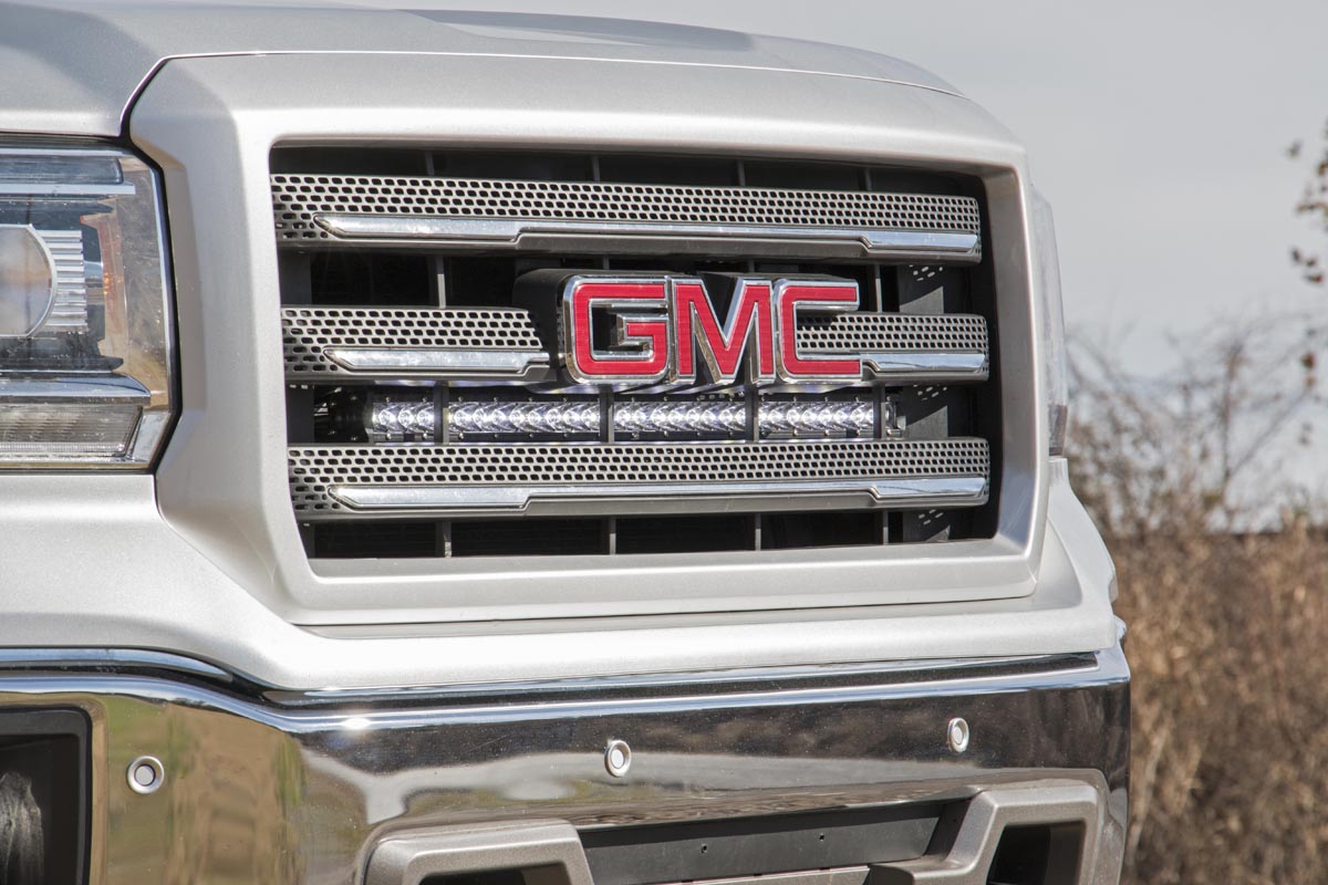 LED Light Kit | Behind Grille Mount | 30" Chrome Single Row | Chevy / GMC 1500 (14-18)