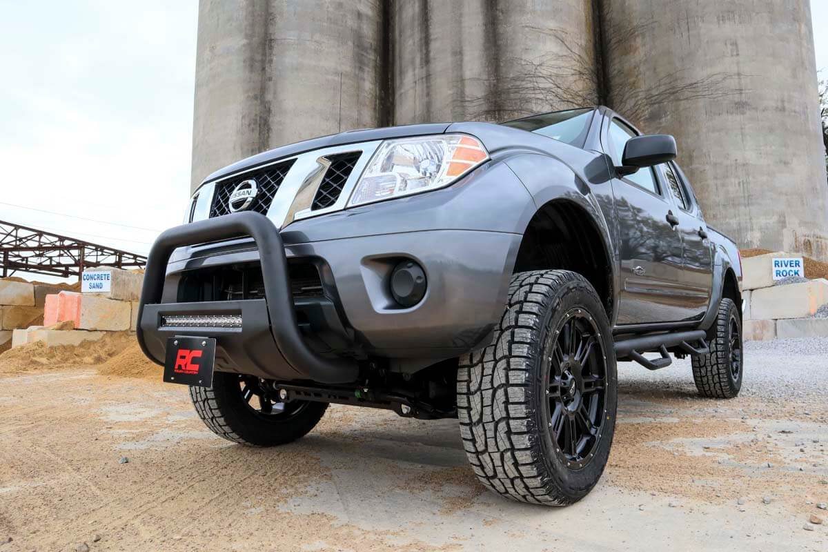 Black LED Bull Bar | Nissan Frontier 2WD / 4WD (2005-2021)