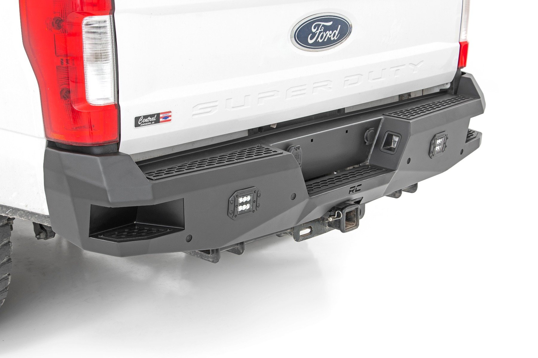 Rear Bumper | Ford F-250 / F-350 Super Duty 2WD / 4WD (2017-2022)