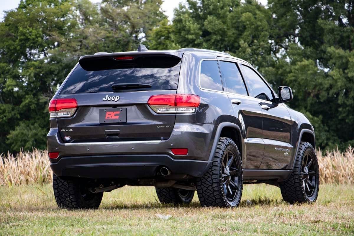 2.5 Inch Lift Kit | N3 Struts | Jeep Grand Cherokee 4WD (2016-2022)