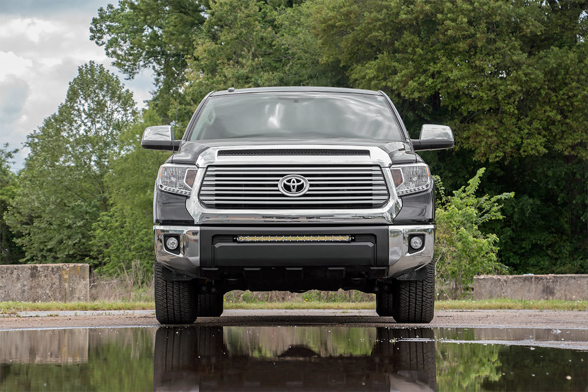 LED Light Kit | Bumper Mount | 30" Chrome Single Row | Toyota Tundra (14-21)