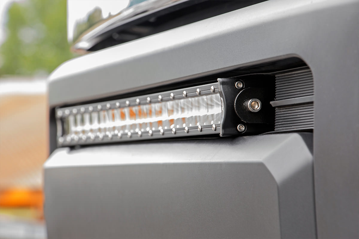 LED Light Kit | Bumper Mount | 30" Chrome Single Row | Toyota Tundra (14-21)