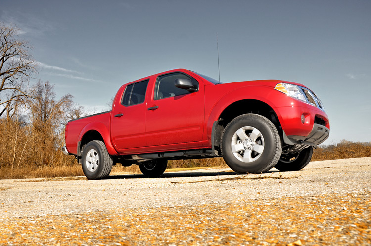 2.5 Inch Leveling Kit | Red Spacers | Nissan Frontier (05-23) / Xterra (05-15) 