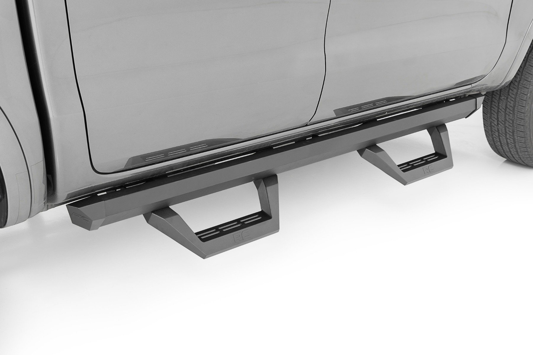 SRX2 Adjustable Aluminum Steps | Ford Ranger 2WD / 4WD (2019-2023)