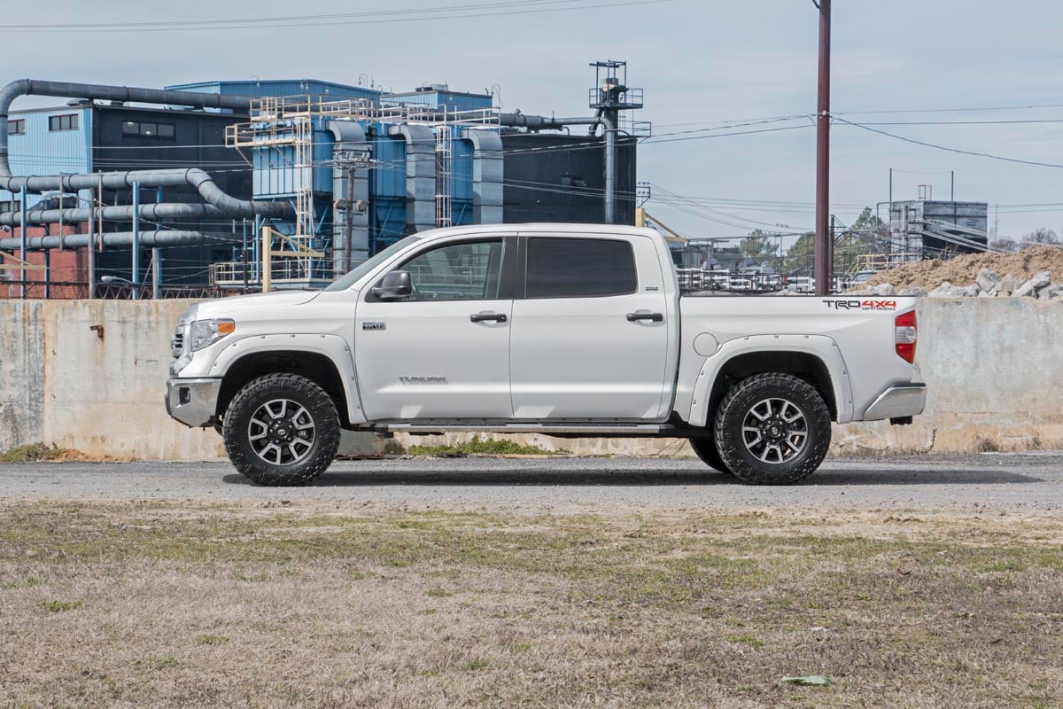 2.5-3 Inch Leveling Kit | Toyota Tundra 2WD / 4WD (2007-2021)