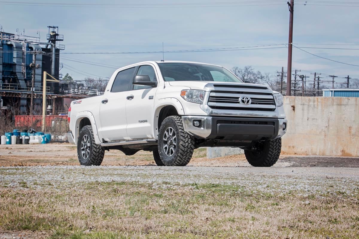 2.5-3 Inch Leveling Kit | Toyota Tundra 2WD / 4WD (2007-2021)