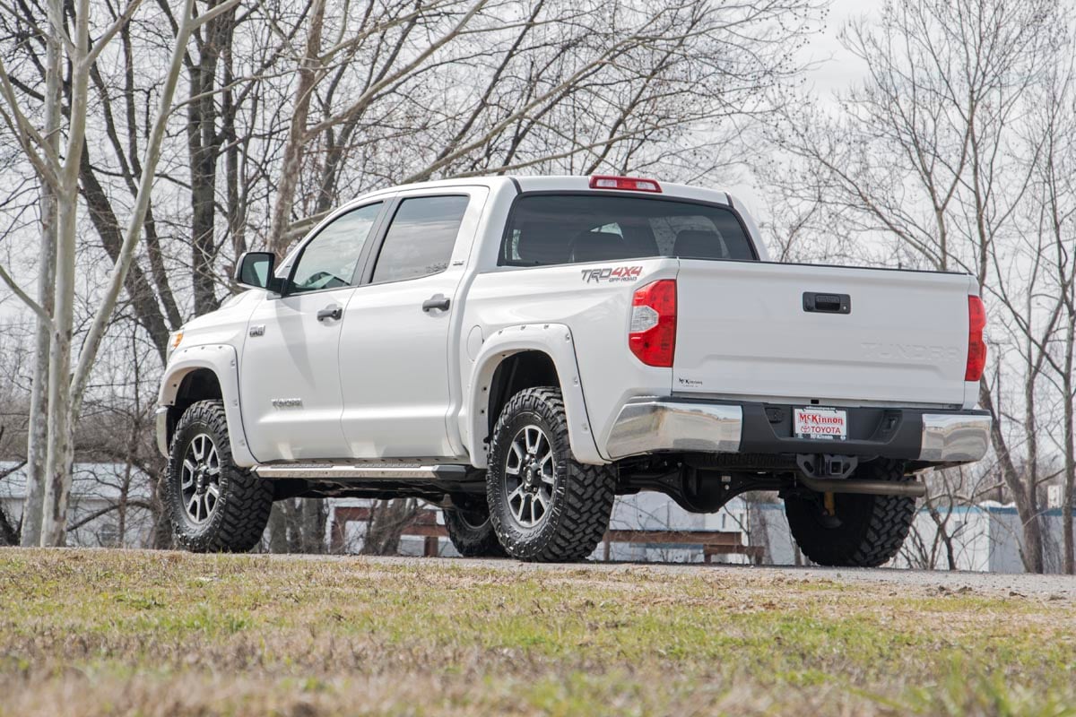 2.5-3 Inch Leveling Kit | Toyota Tundra 2WD / 4WD (2007-2021)