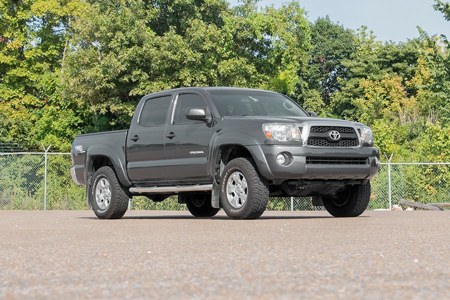 2 Inch Leveling Kit | Aluminum | Red | Toyota Tacoma 2WD / 4WD (2005-2023)