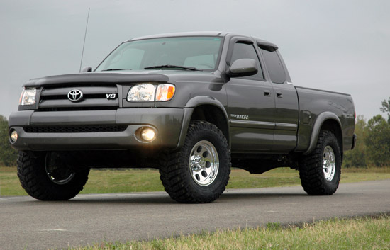 2.5 Inch Leveling Kit | Toyota Tundra 2WD / 4WD (2000-2006)