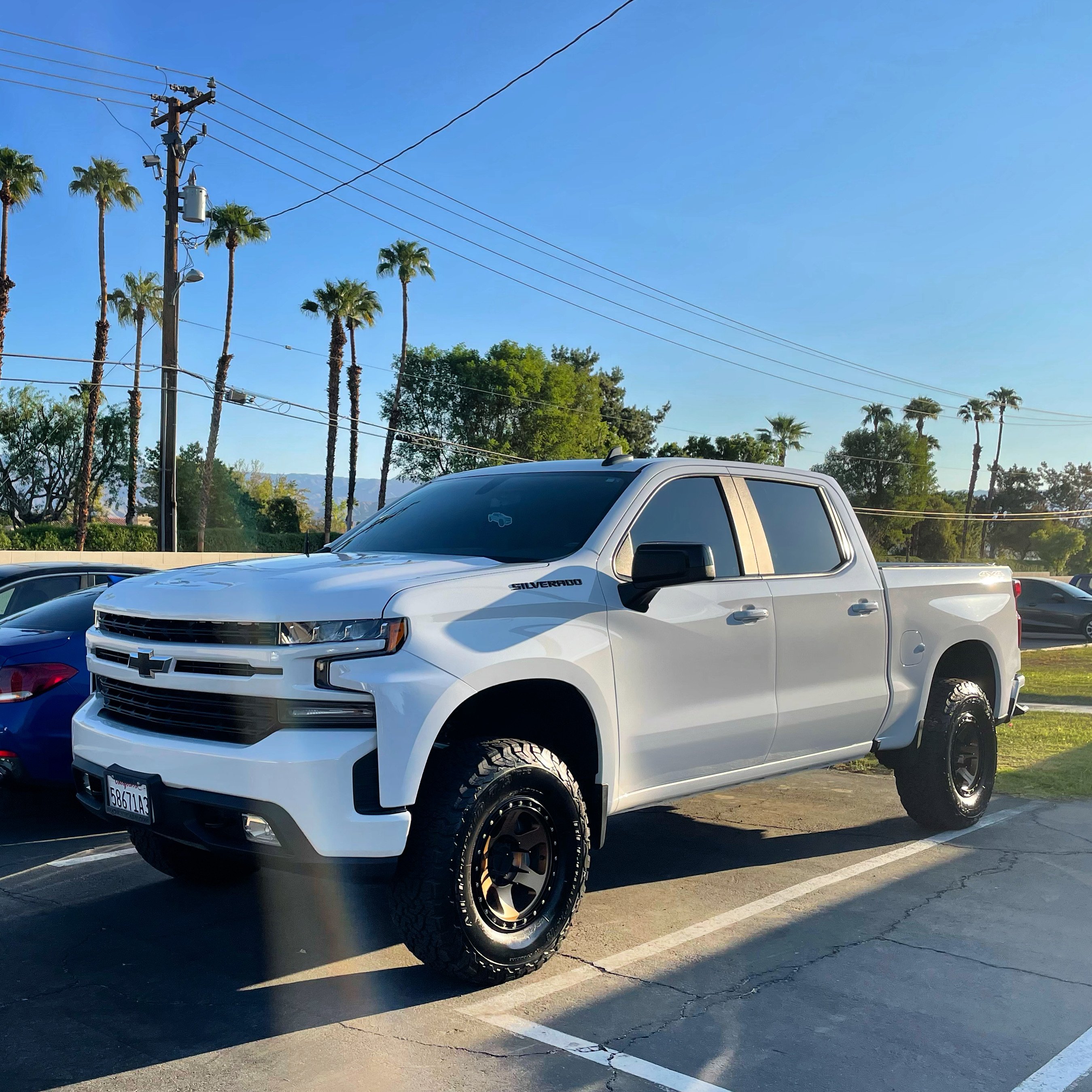 View build 3.5 Inch Lifted 2020 Chevy Silverado 1500 4WD | Rough Country