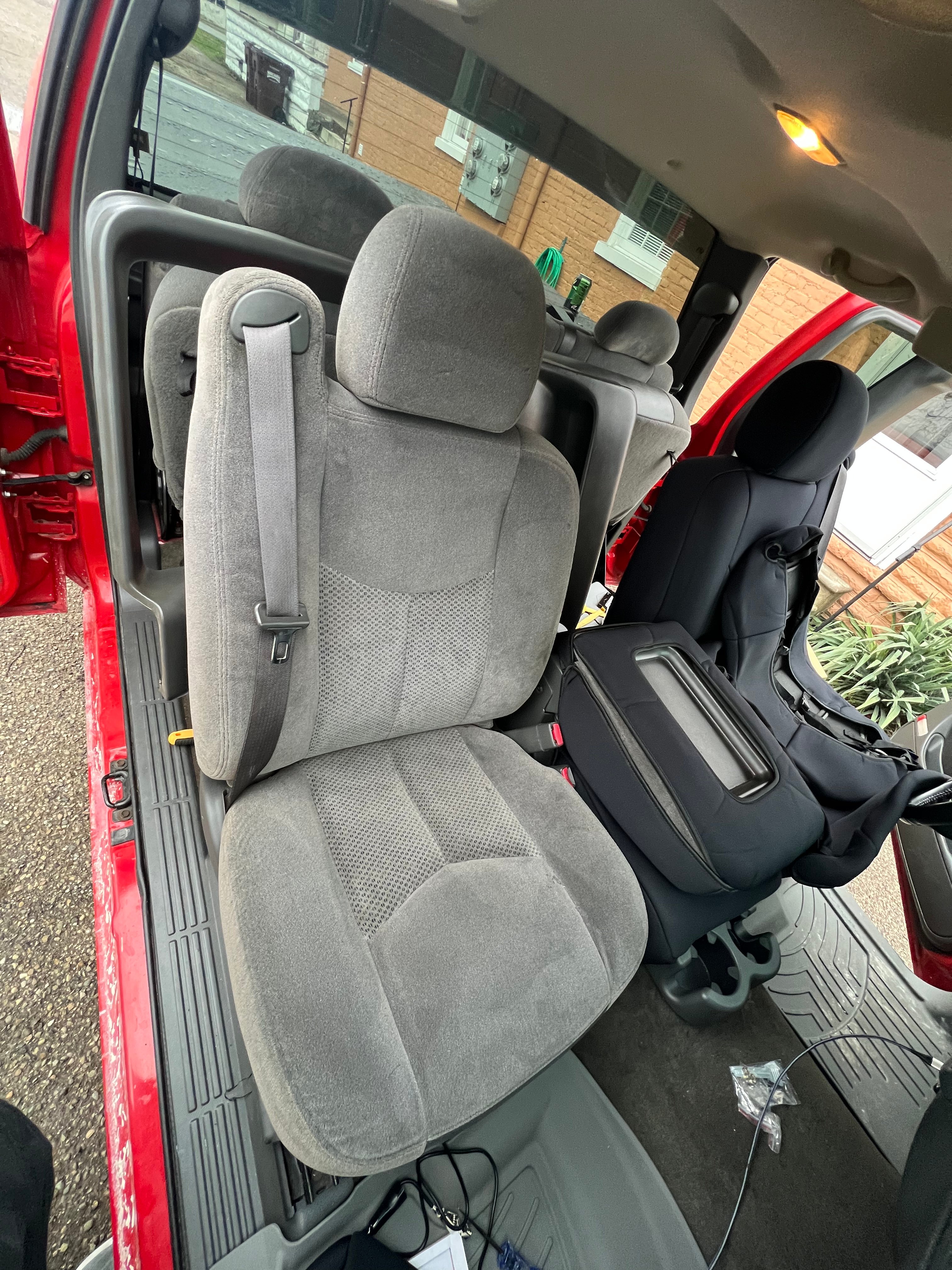 2006 chevy deals silverado seat covers