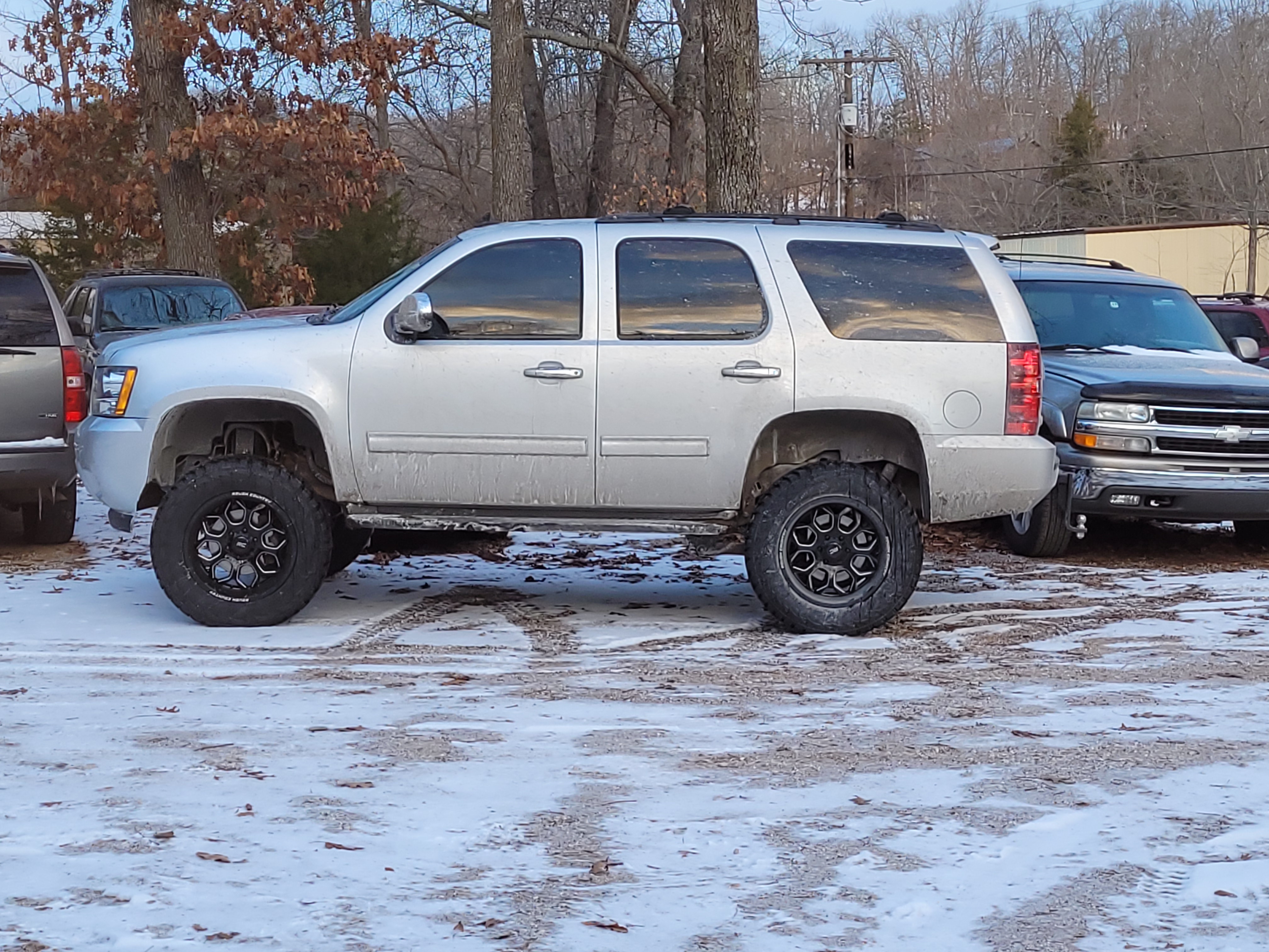 View build 7.5 Inch Lifted 2010 Chevy Tahoe 2WD | Rough Country