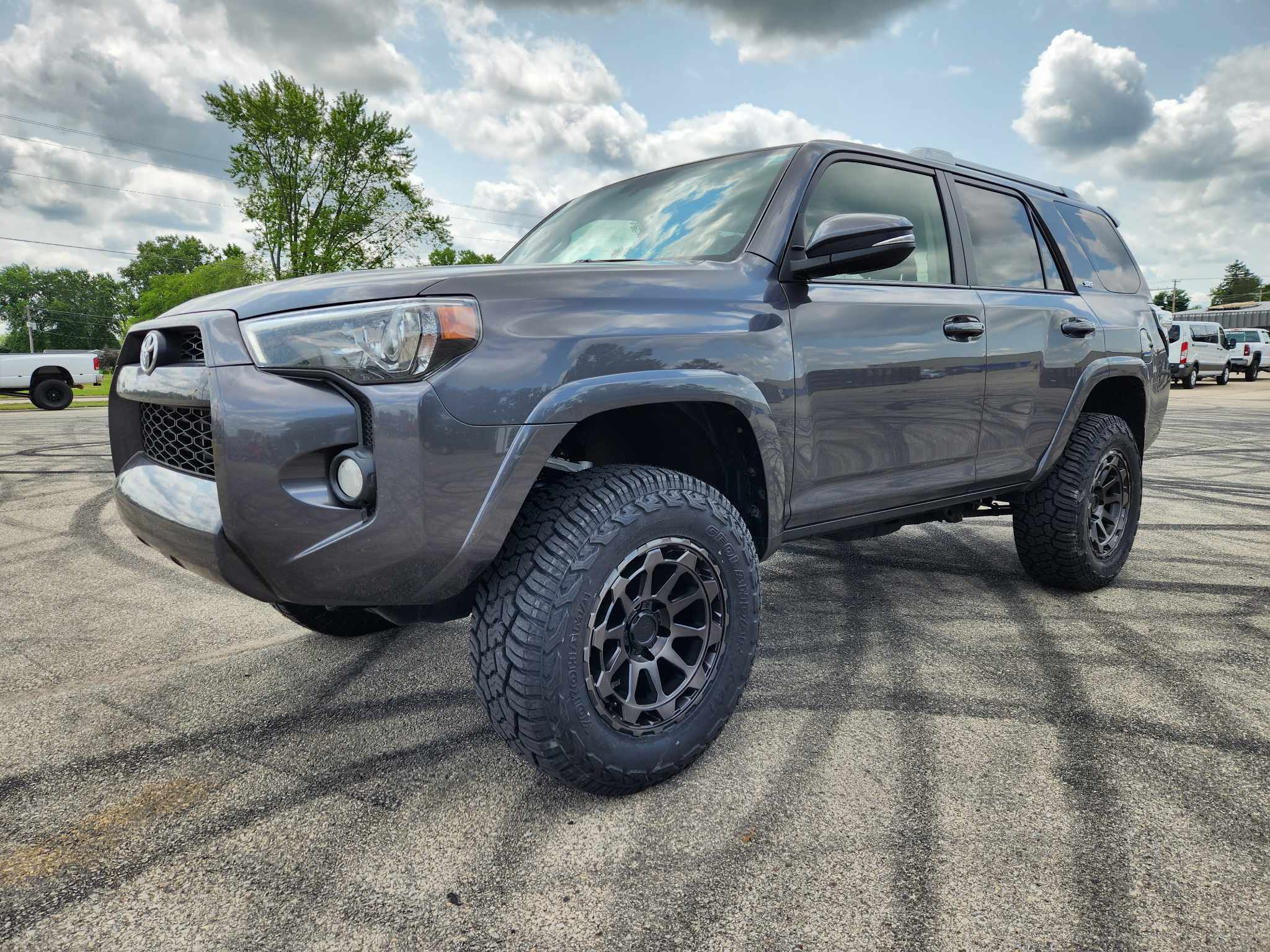 View build 3 Inch Lifted 2018 Toyota 4Runner 4WD | Rough Country