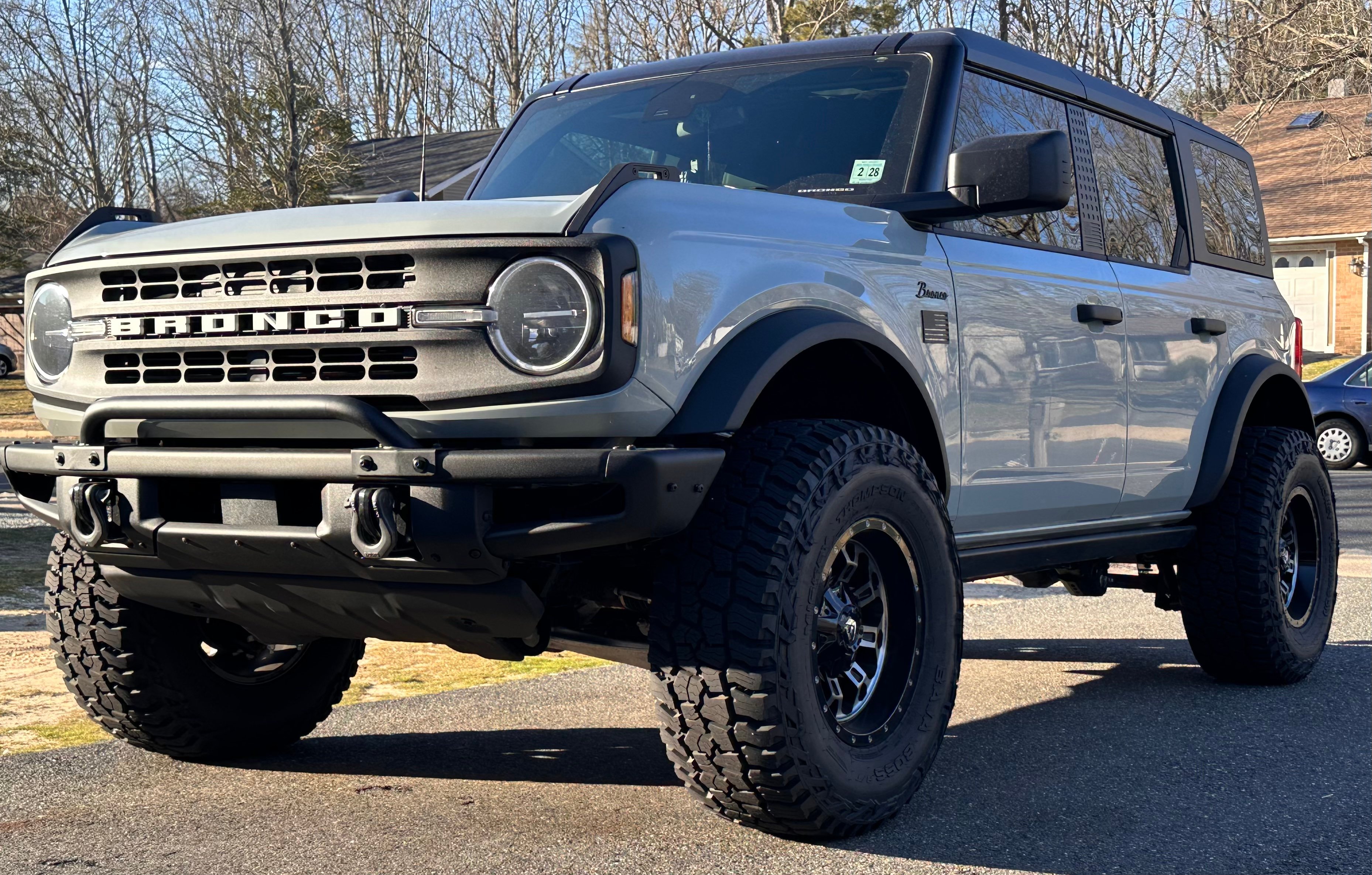 View build 2 inch Lifted 2023 Ford Bronco 4WD | Rough Country