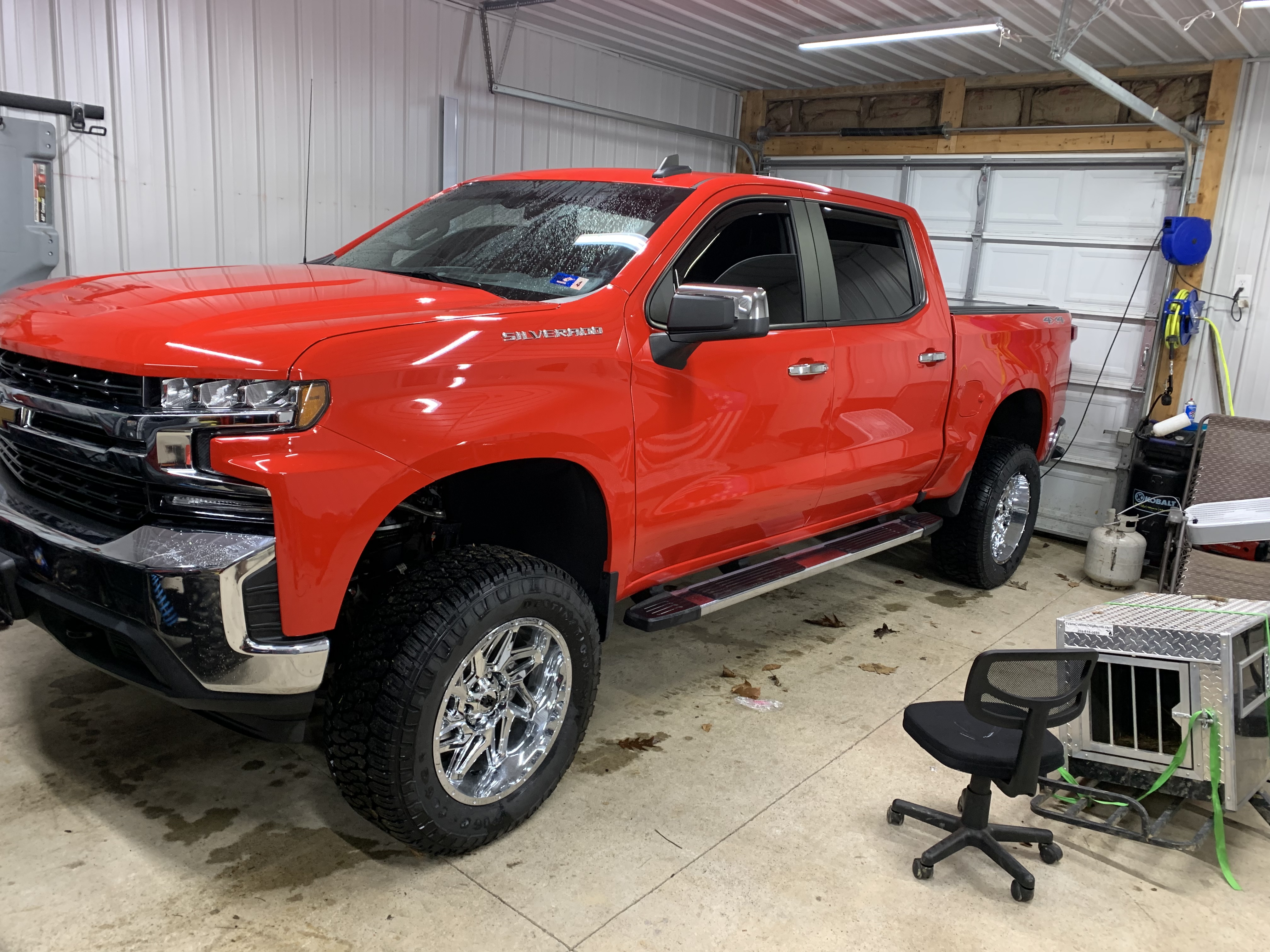 View build 6 Inch Lifted 2019 Chevy Silverado 1500 4WD | Rough Country