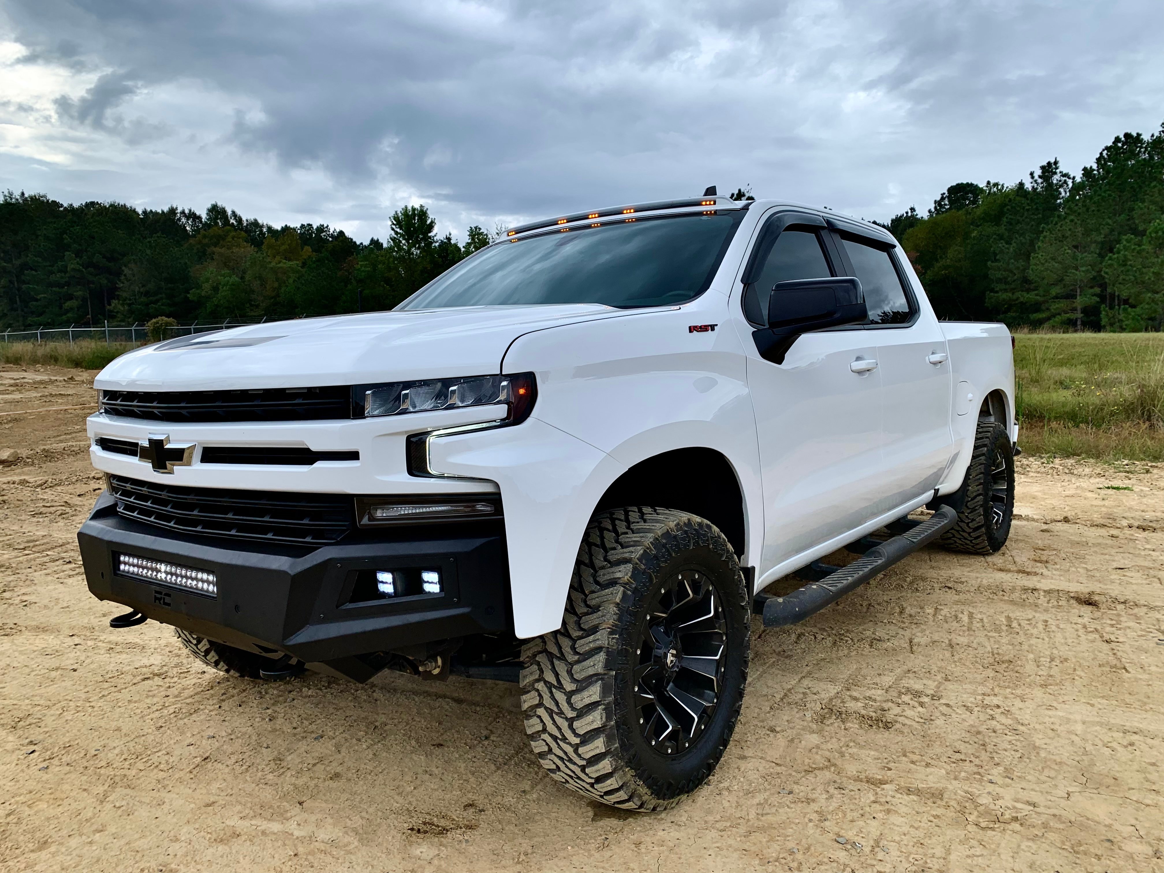 View build 2 inch Lifted 2019 Chevy Silverado 1500 2WD | Rough Country