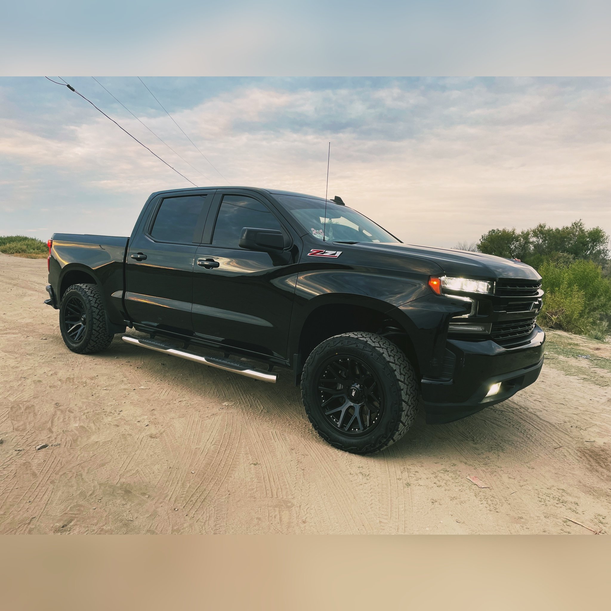 View build 3 Inch Lifted 2020 Chevy Silverado 1500 4WD | Rough Country