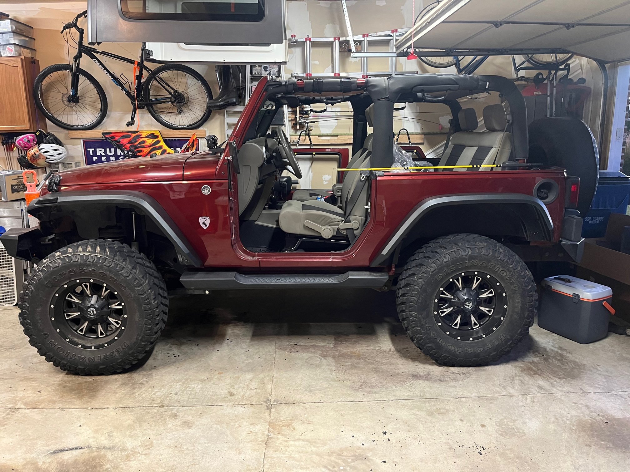 View build 3.5 Inch Lifted 2010 Jeep Wrangler JK (2 Door) 4WD | Rough