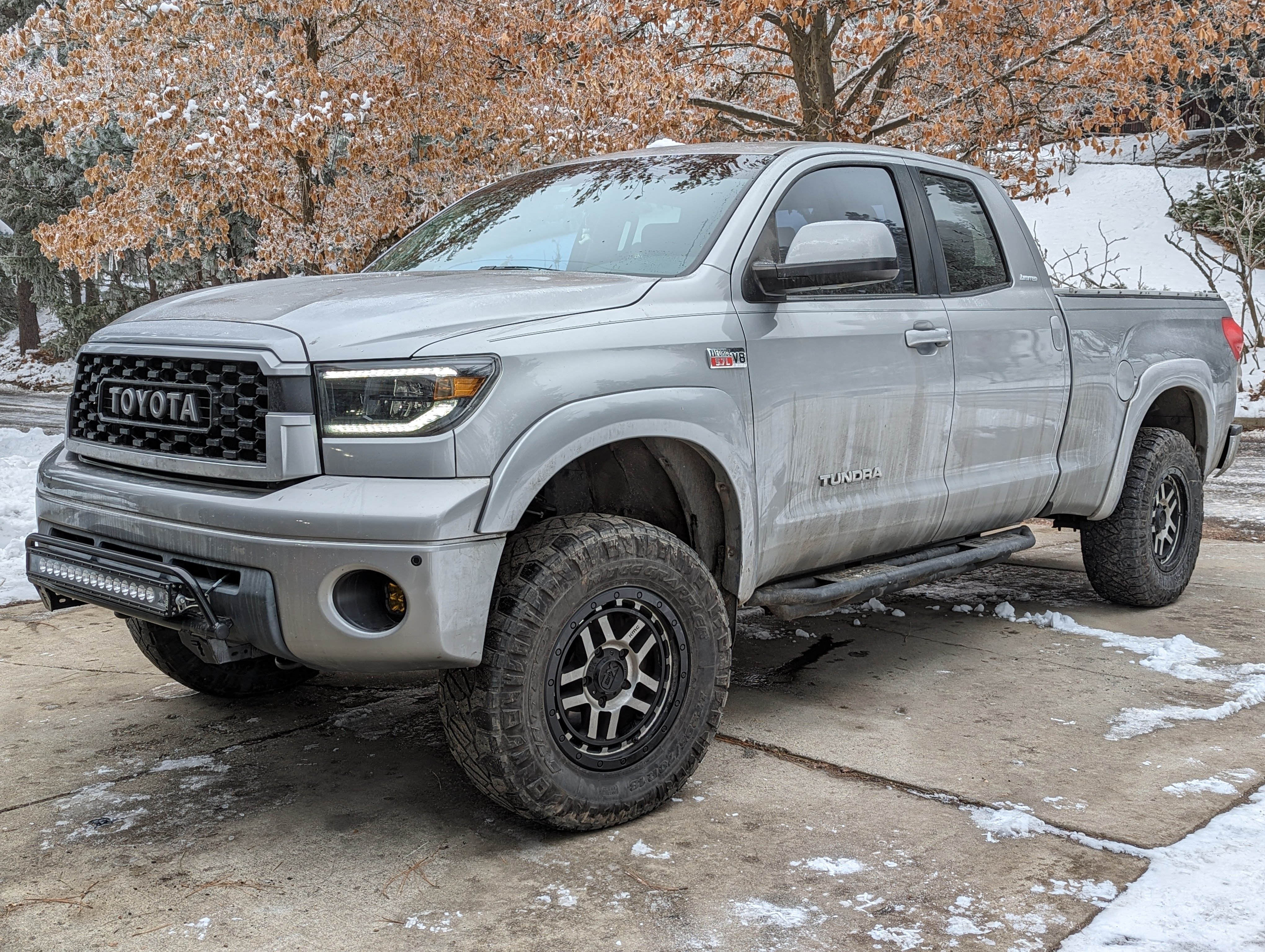 2008 toyota tundra prerunner