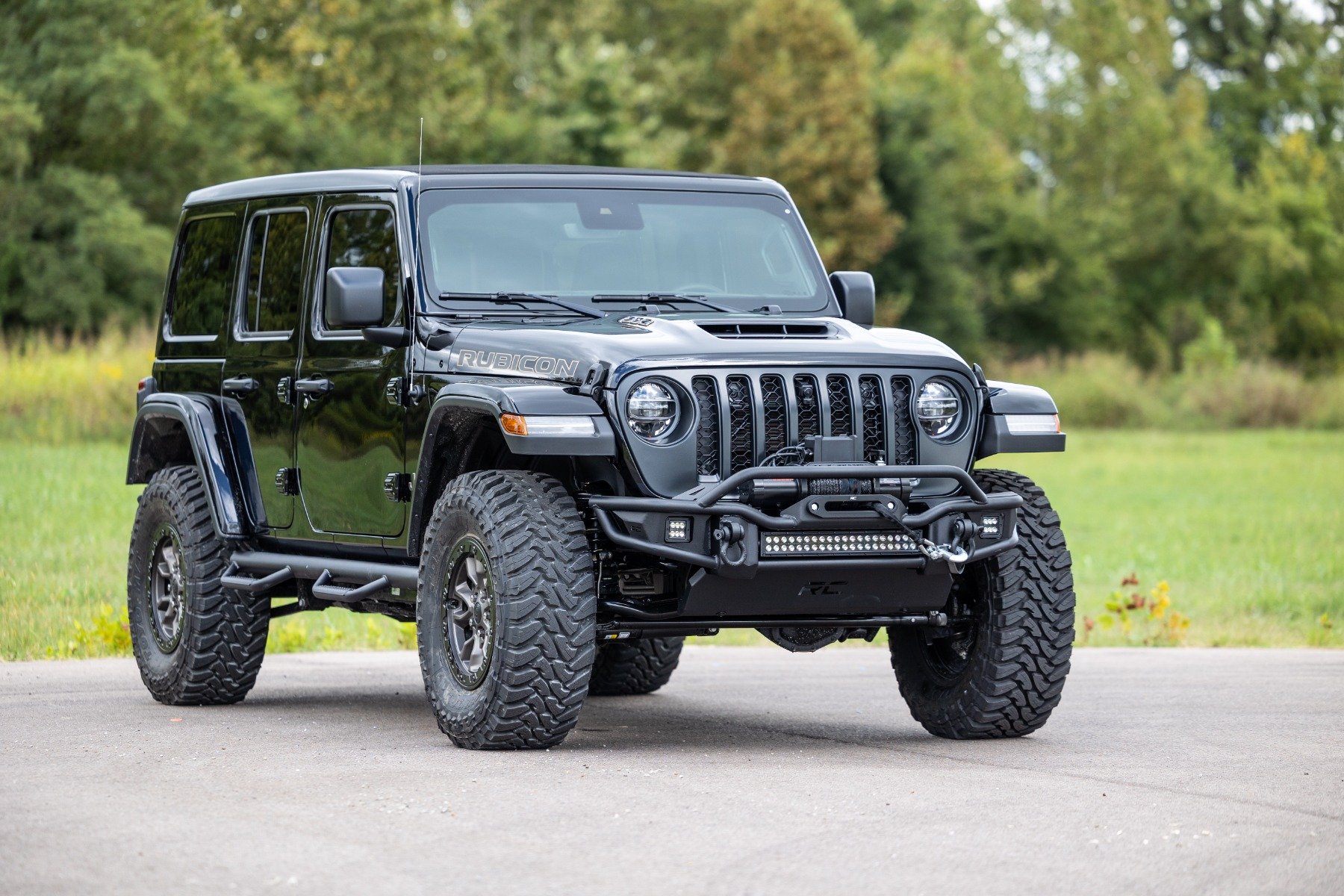 2.5 inch Lifted 2021 Jeep Wrangler JL Unlimited 4WD | Rough Country