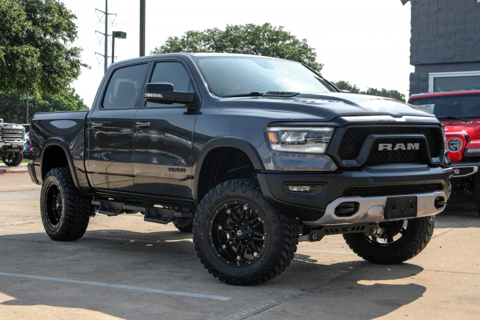 6 Inch Lifted 2019 Ram 1500 4wd 