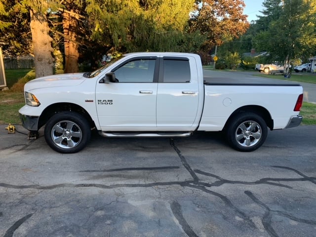 View build 2 inch Lifted 2014 Ram 1500 4WD | Rough Country