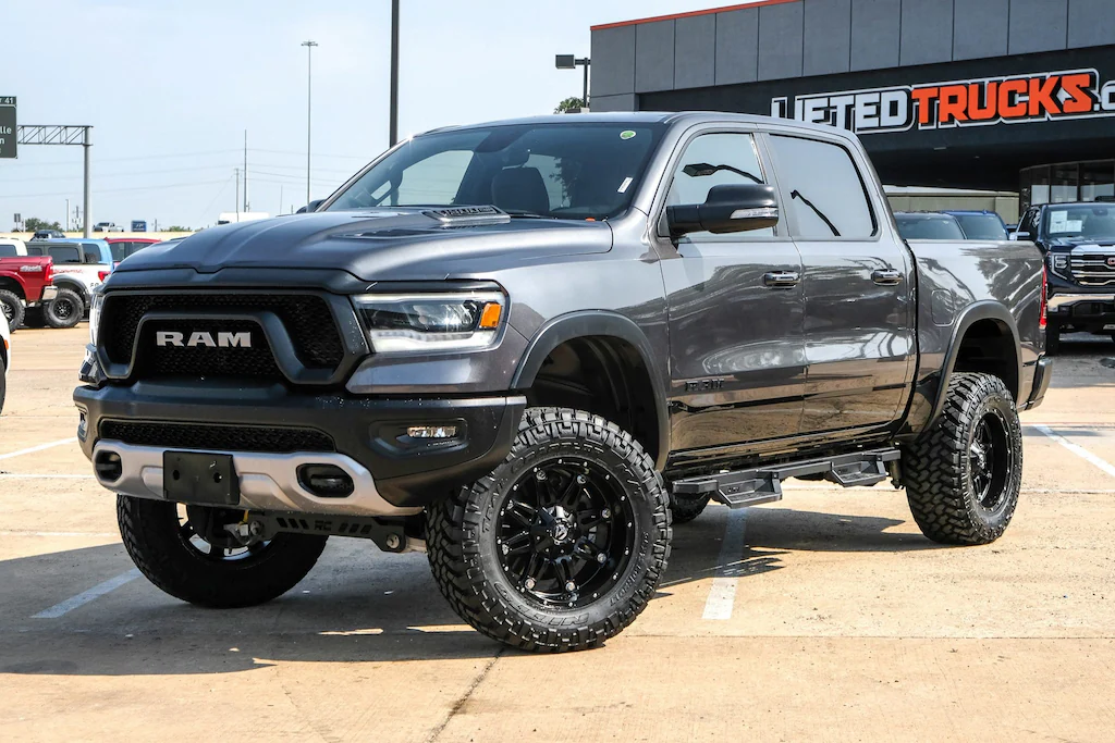 View build 6 Inch Lifted 2019 Ram 1500 4WD | Rough Country