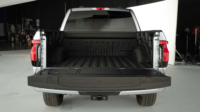 2022 Ford Lightning Cargo Space